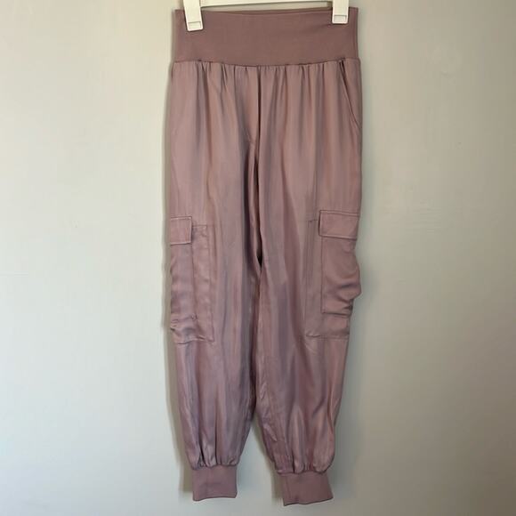 Cinq a Sept "Giles" Cargo joggers. Size Small - Picture 1 of 7